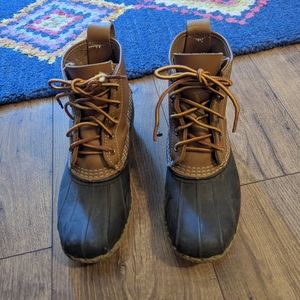 LL Bean Women 7 Duck Boots Brown Leather Rubber Toe Shoes 6" Short Lace Up